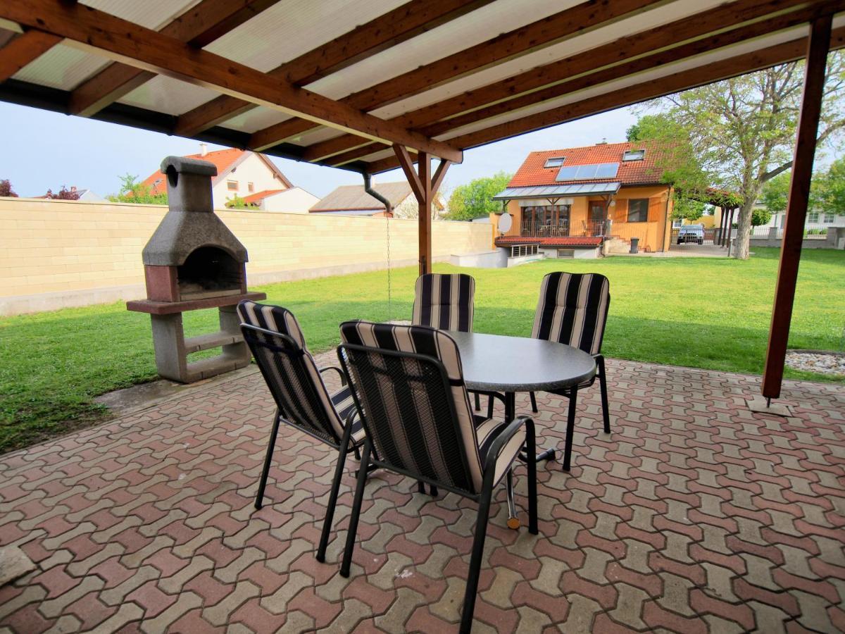 Ferienhaus Michi Sankt Andrä bei Frauenkirchen Esterno foto